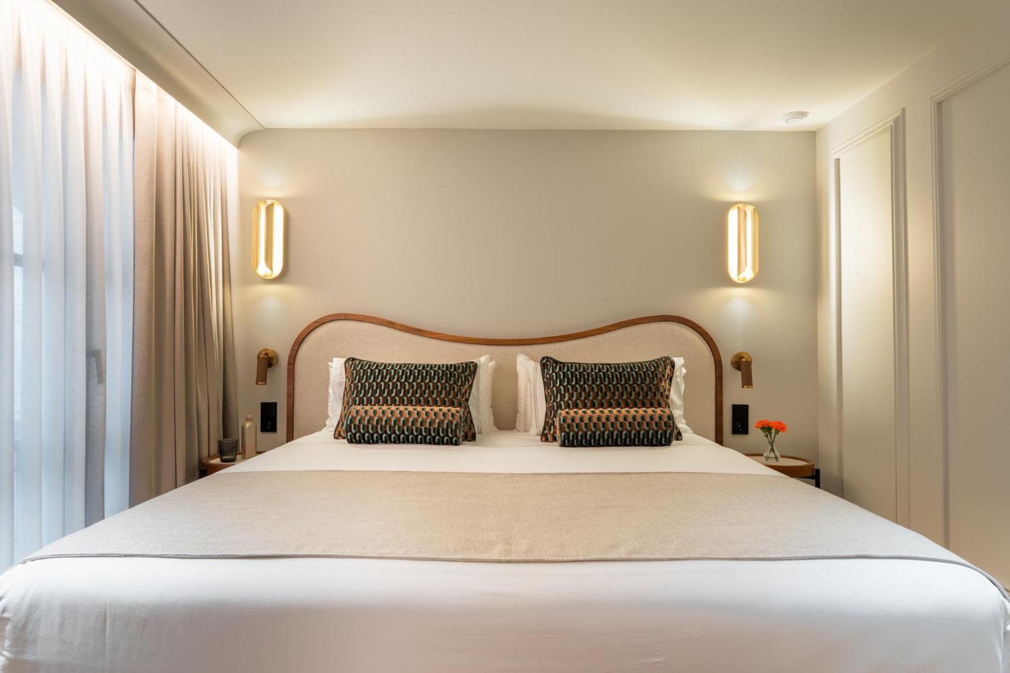 Superior Double Room,1765586503:JPEG